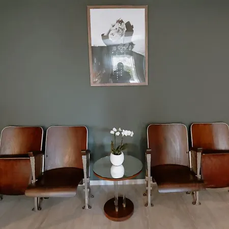 Ideal Sejour - Stylish Boutique With Quiet Garden Hotell 3*